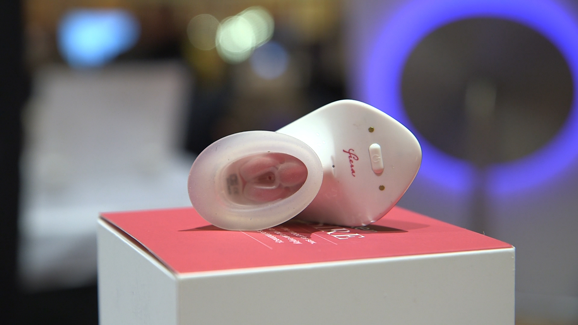 Fiera foreplay gadget simulates oral sex with suction CES 2016